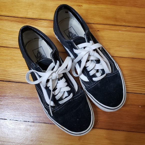 black and white vans size 8